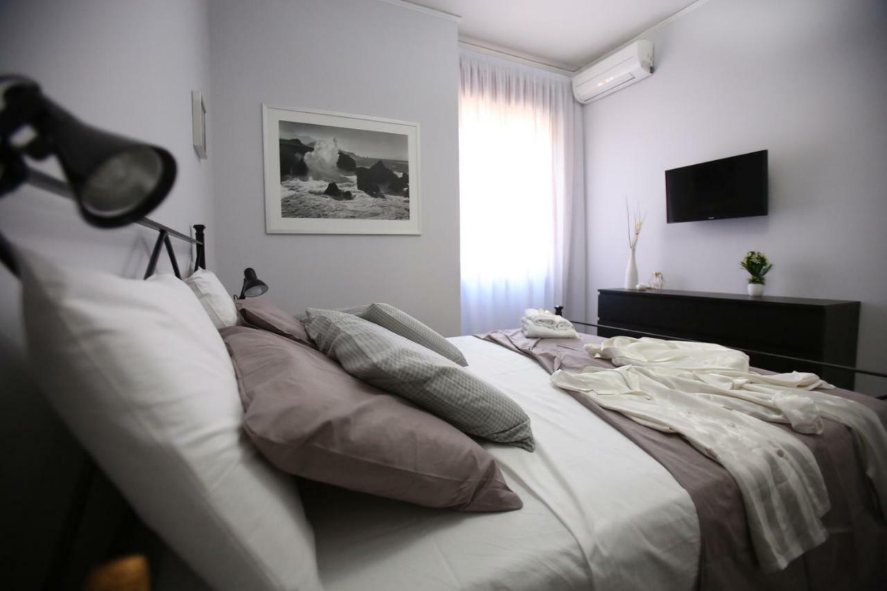 Amalficoastapartments ซาแลร์โน ภายนอก รูปภาพ