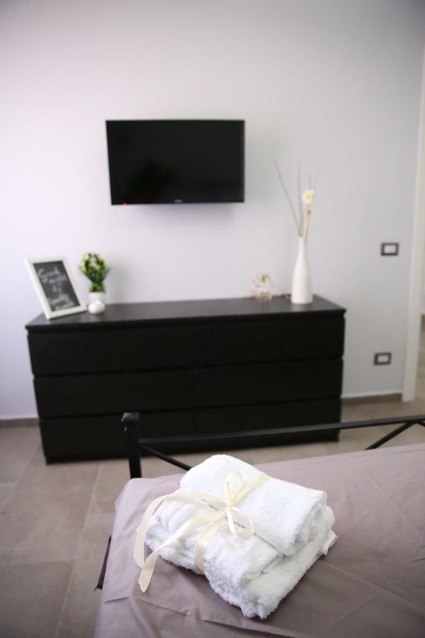 Amalficoastapartments ซาแลร์โน ภายนอก รูปภาพ