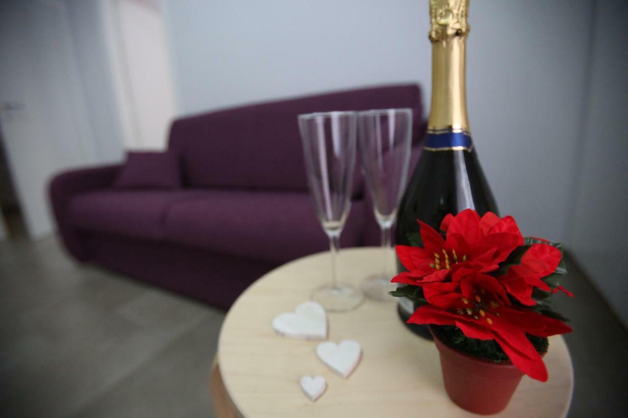 Amalficoastapartments ซาแลร์โน ภายนอก รูปภาพ